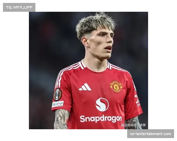 曼联前锋拉什福德被赞训练更出色，什琴斯尼自认应入世界五佳门将